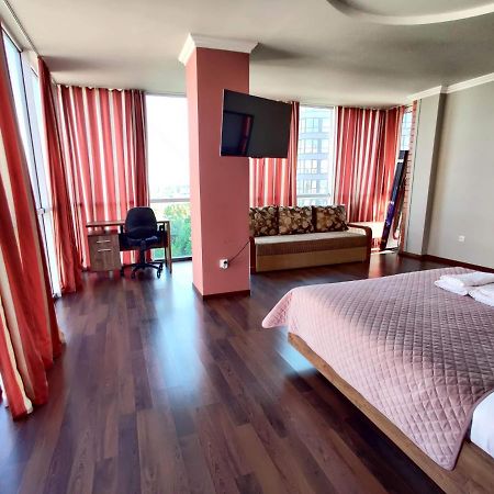 Micromegas Apartments Чернівці Екстер'єр фото